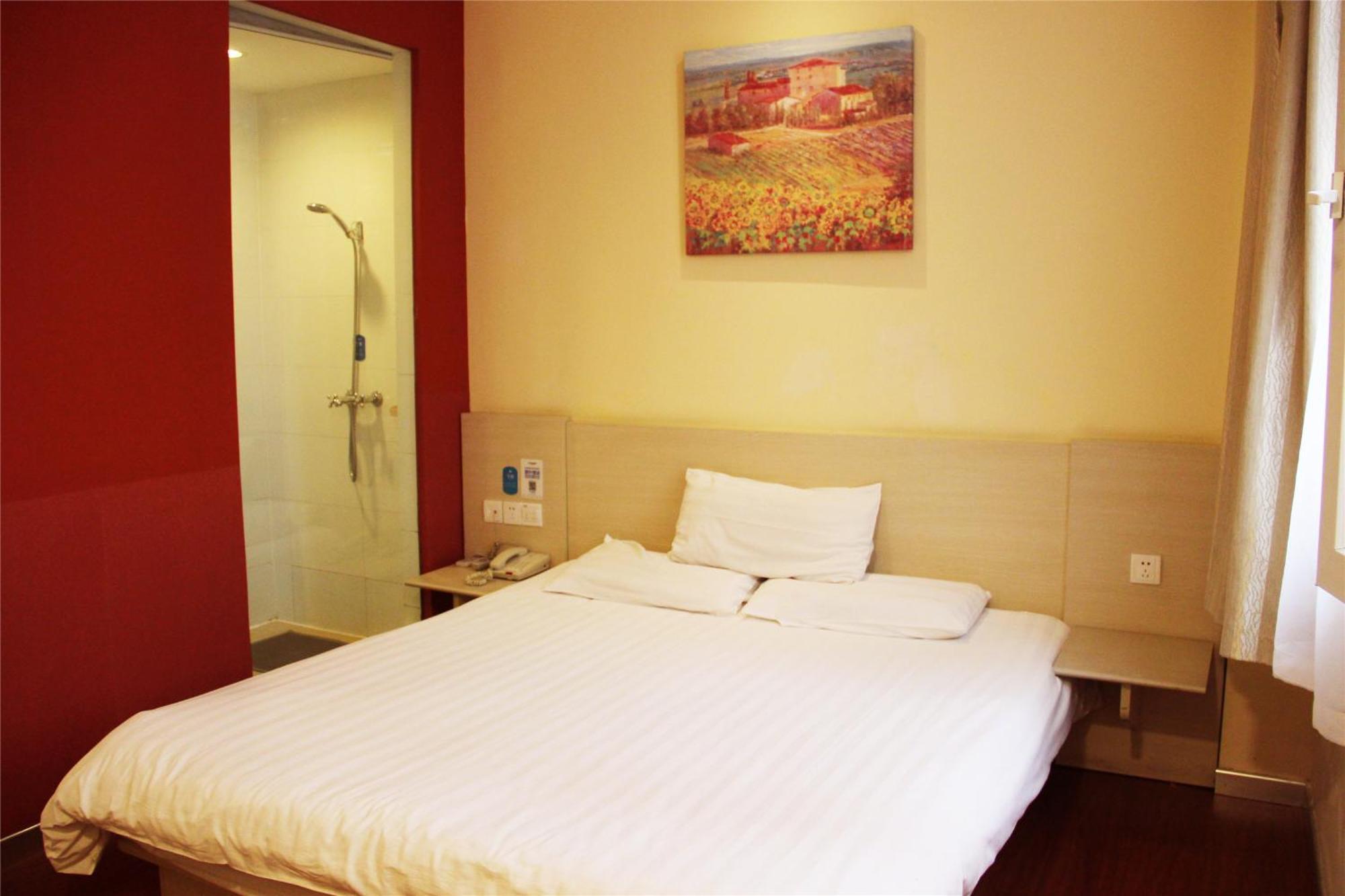 ฮั่นถิง โฮเทล เซี่ยงไฮ้ สถานีรถไฟหงเฉียว ทางหลวงหูชิงผิง Hotel ภายนอก รูปภาพ